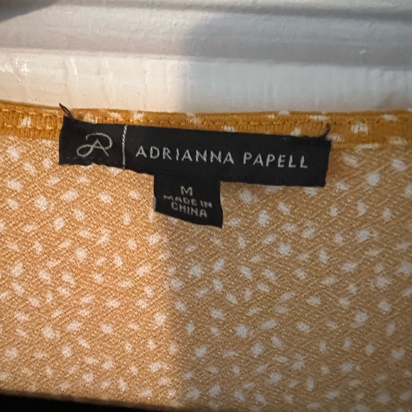 Womens top by ADRIANNA PAPELL size M - Picture 6 of 6